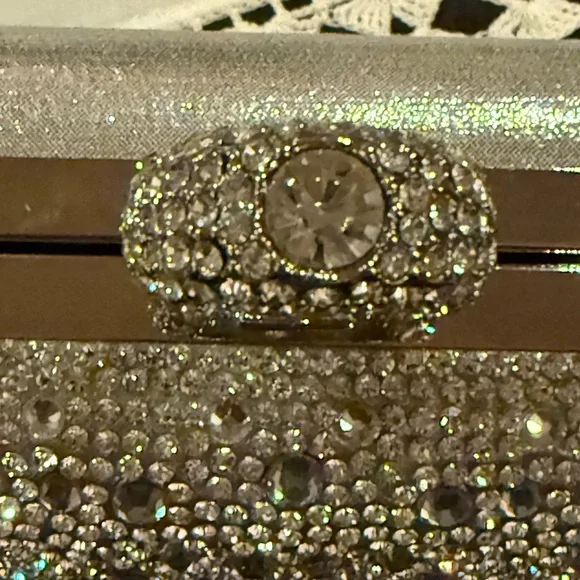 House of Harlow 1960  Silver Crystal Clutch! - Picture 3 of 13
